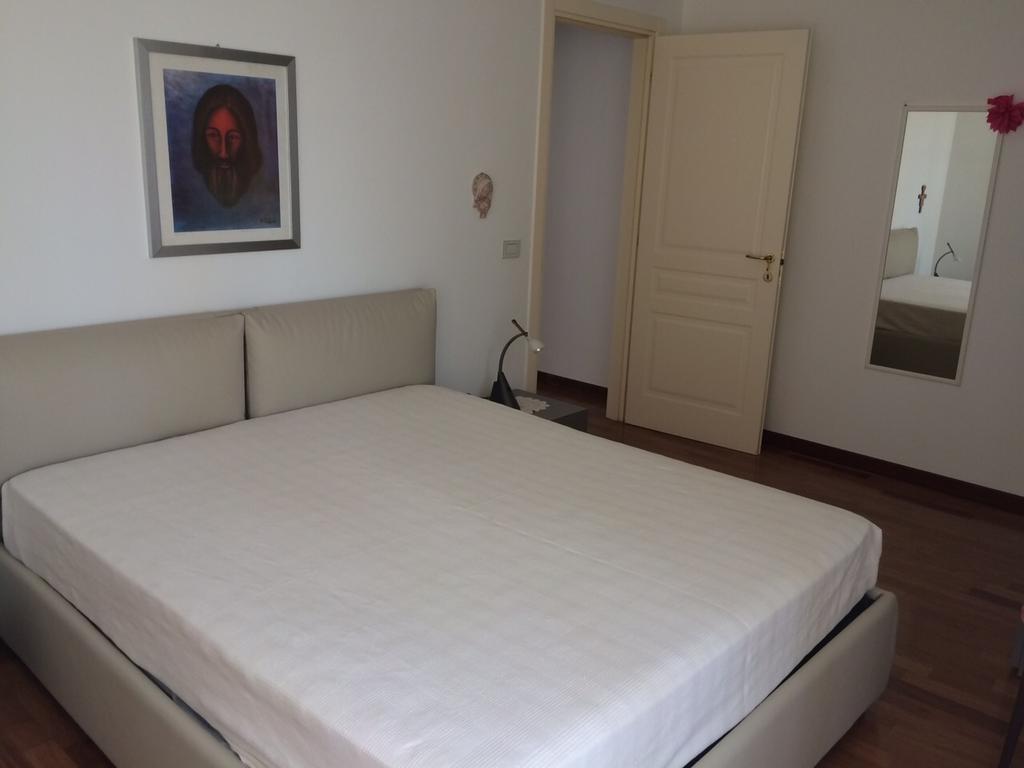 Apartment Largo Del Teatro Porto San Giorgio Szoba fotó
